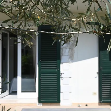 P071 - Porto Recanati, Trilocale Con Giardino Apartamento